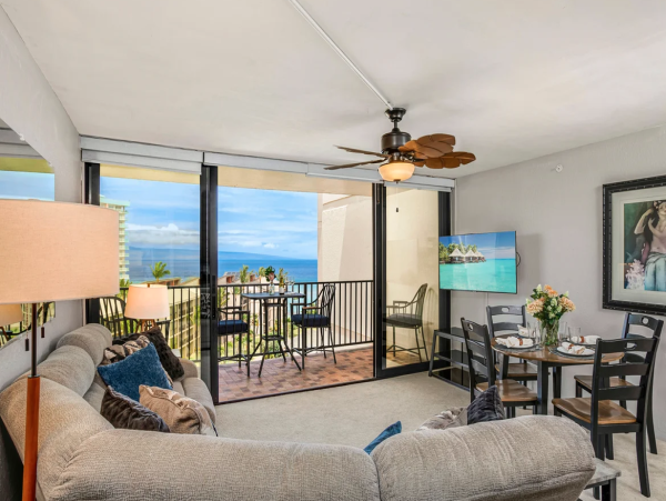 Luxurious 4-Bedroom Maui Retreat in Kaanapali